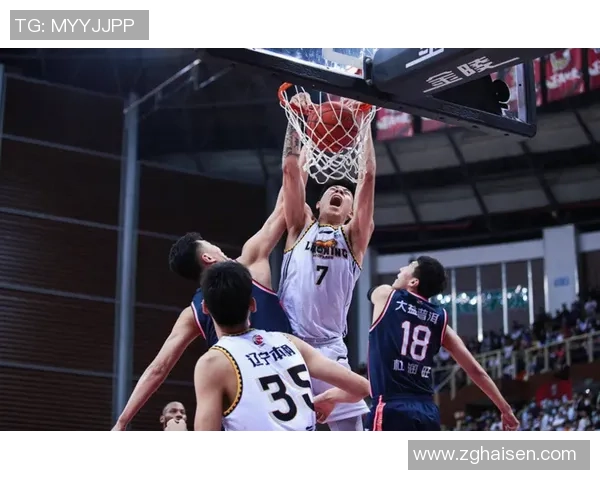 南京篮球队与重庆篮球队赛后复盘分析个人能力的全面对比与评价